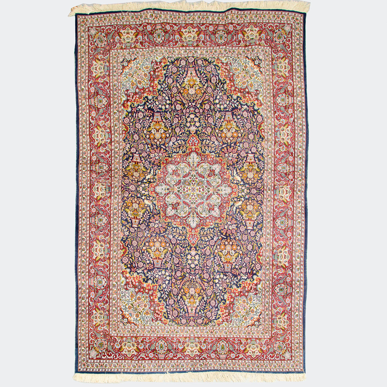 CARPET Sringar/India old.