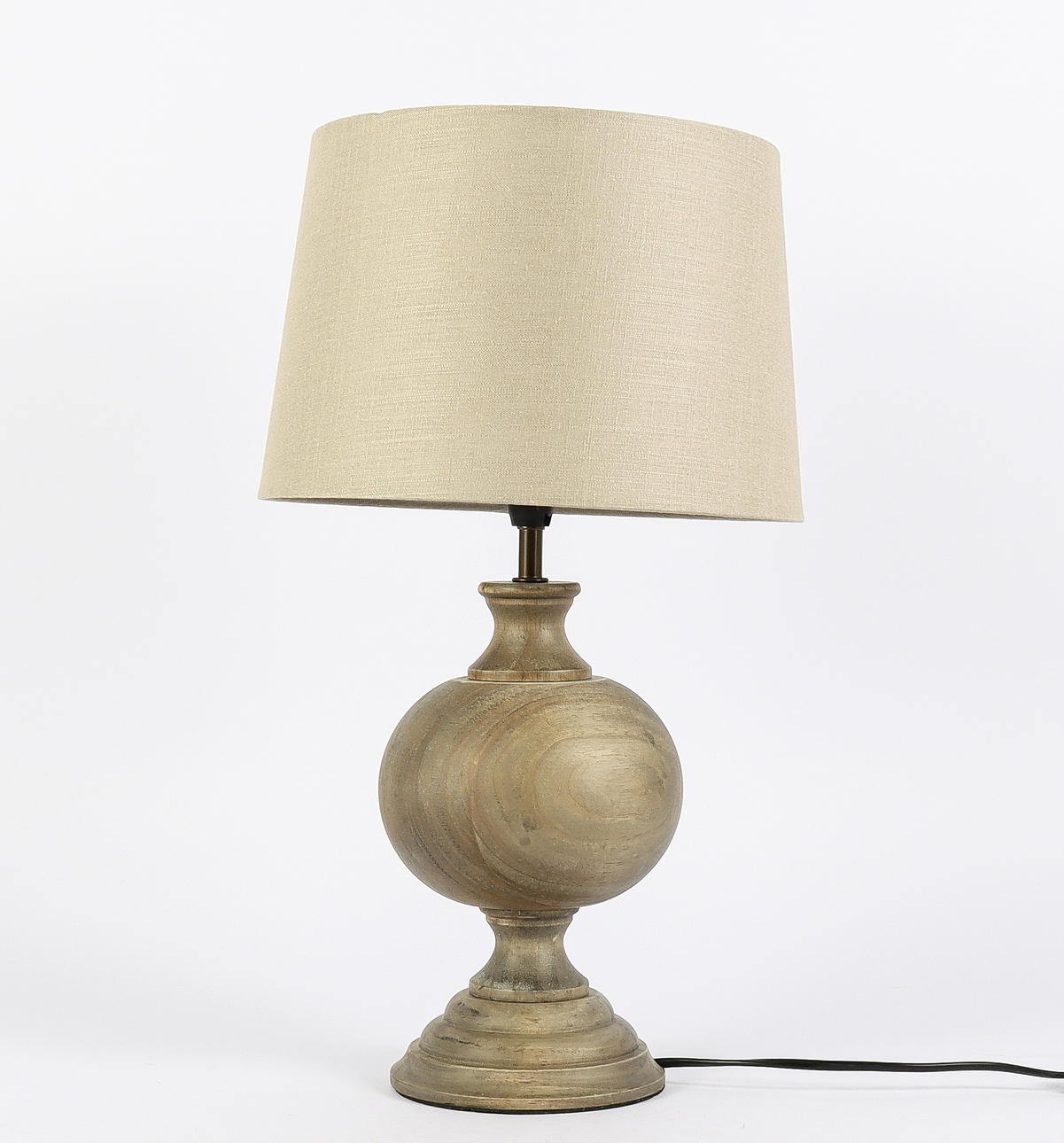 BORDSLAMPA träfot.