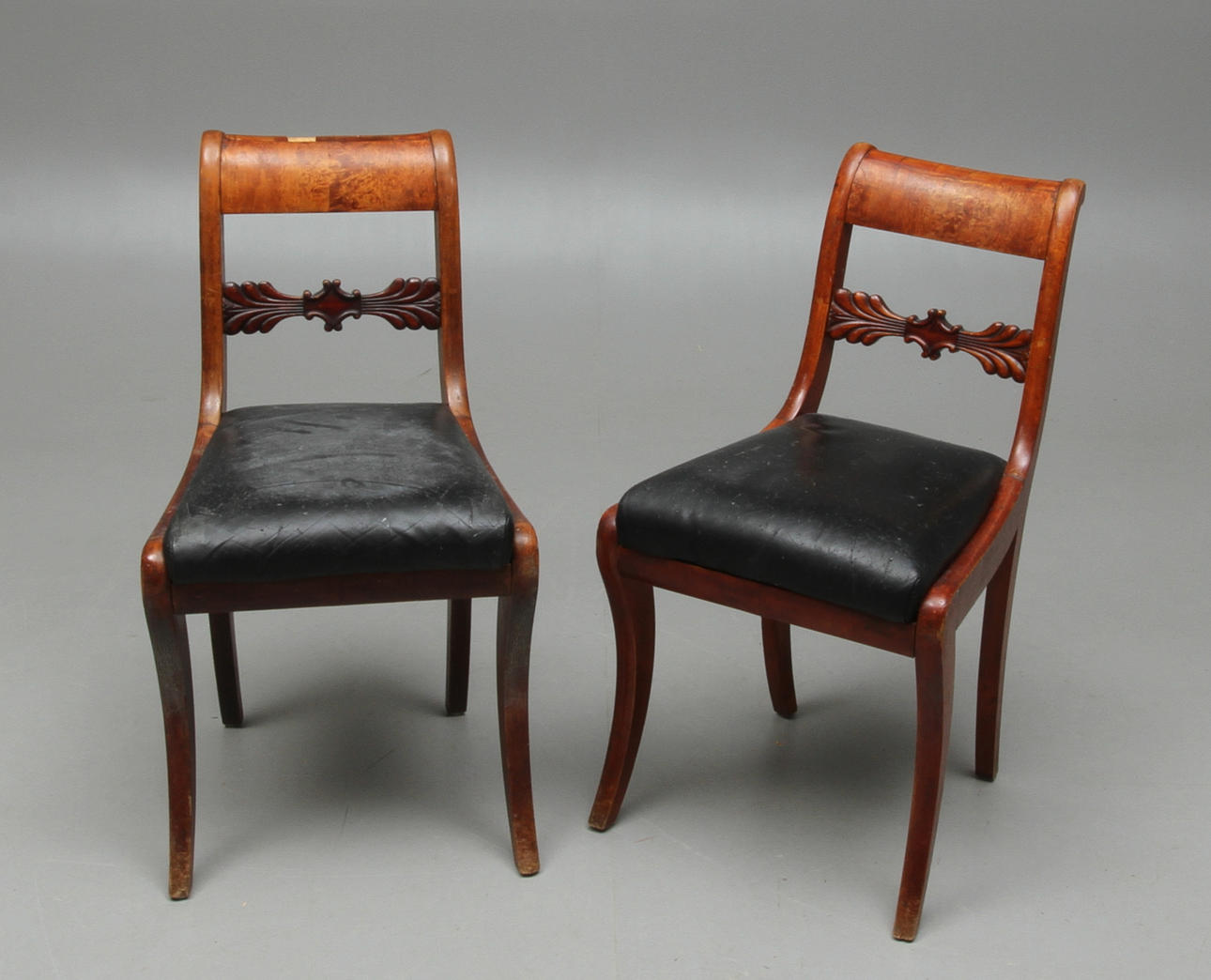 STOLAR, ett par, senempire, 1800-tal.