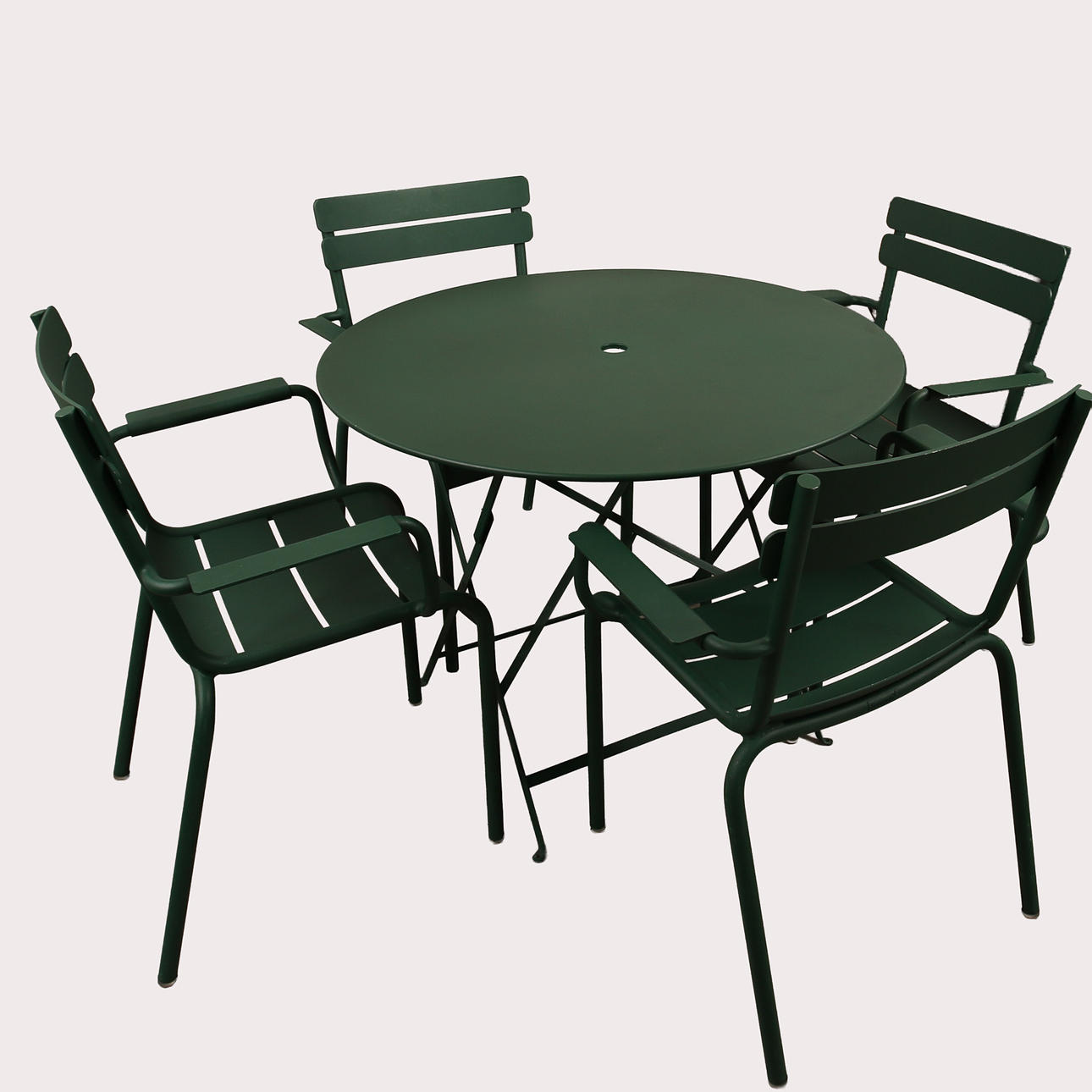 FRÉDÉRIC SOFIA. TRÄDGÅRDSMÖBLEMANG, stål, Cedar Green, "Luxembourg"/"Bistro", Fermob, Frankrike, 5 delar.