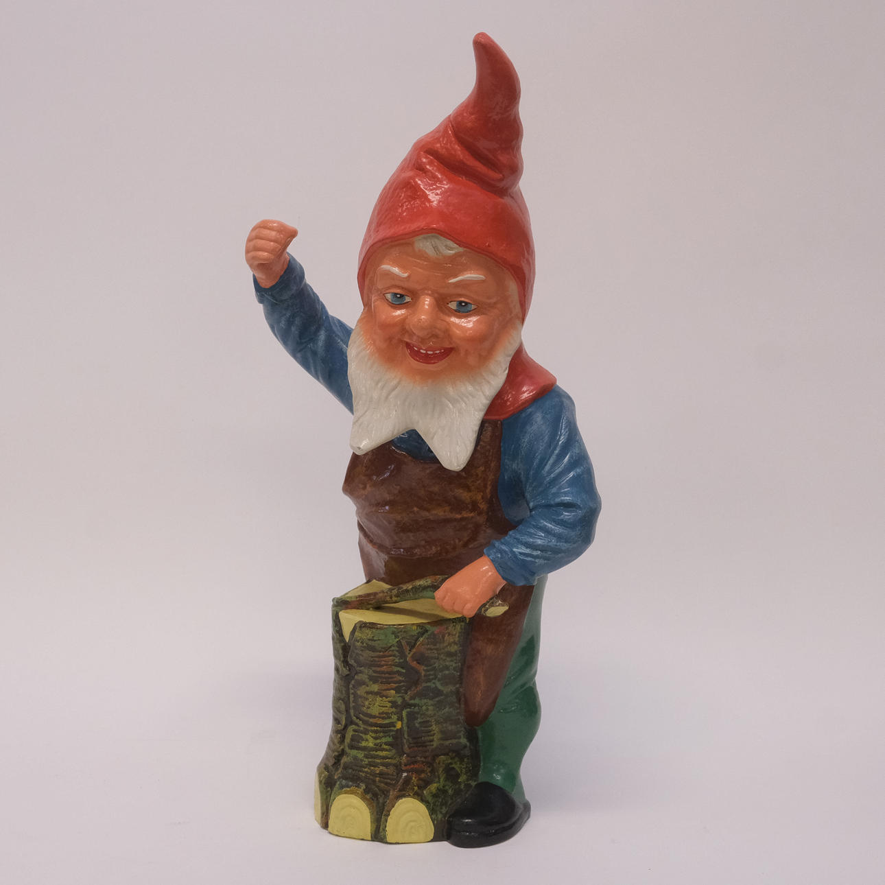 FIGUR I FORM AV EN TOMTE.