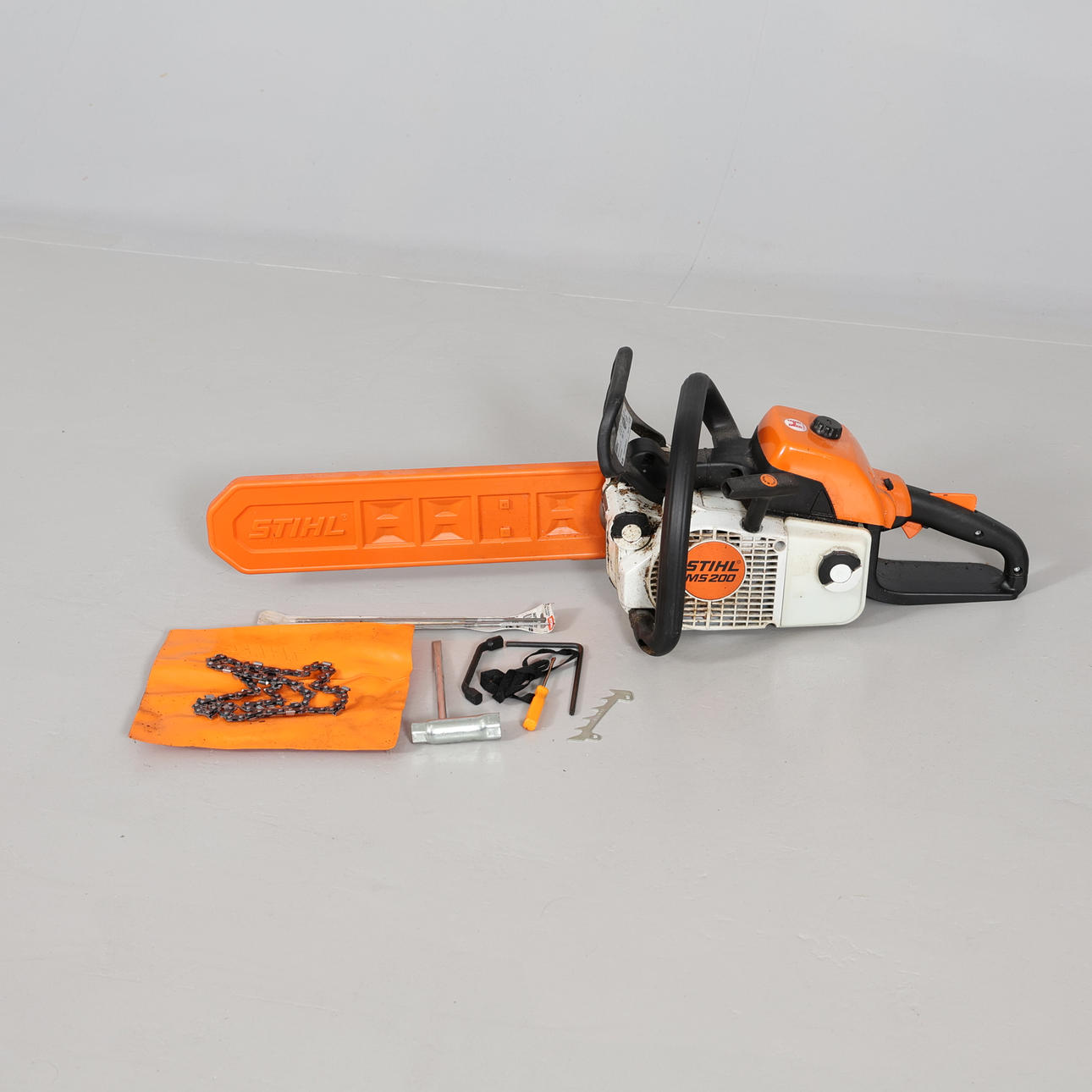 MOTORSÅG, Stihl MS 200.