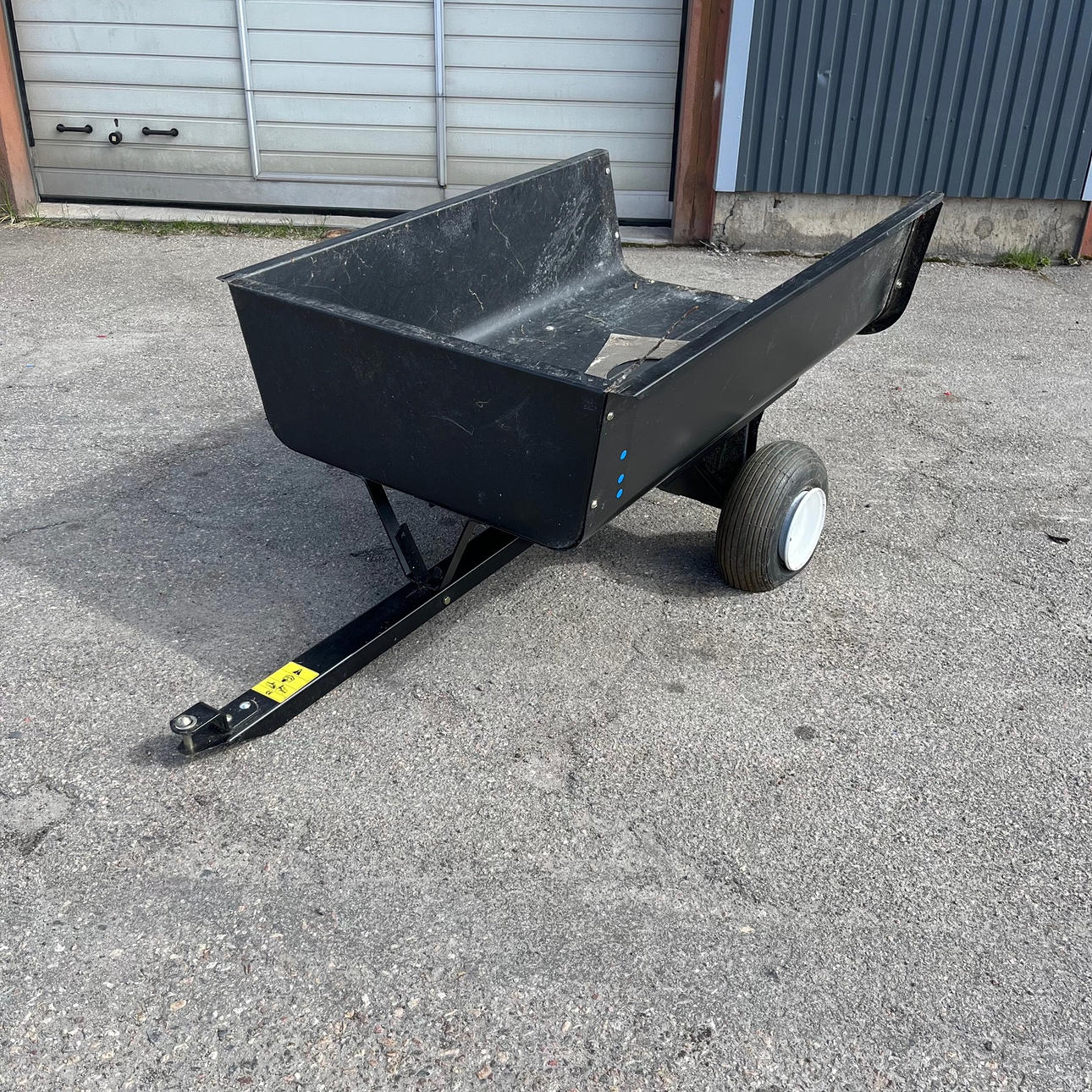 TRÄDGÅRDSVAGN.