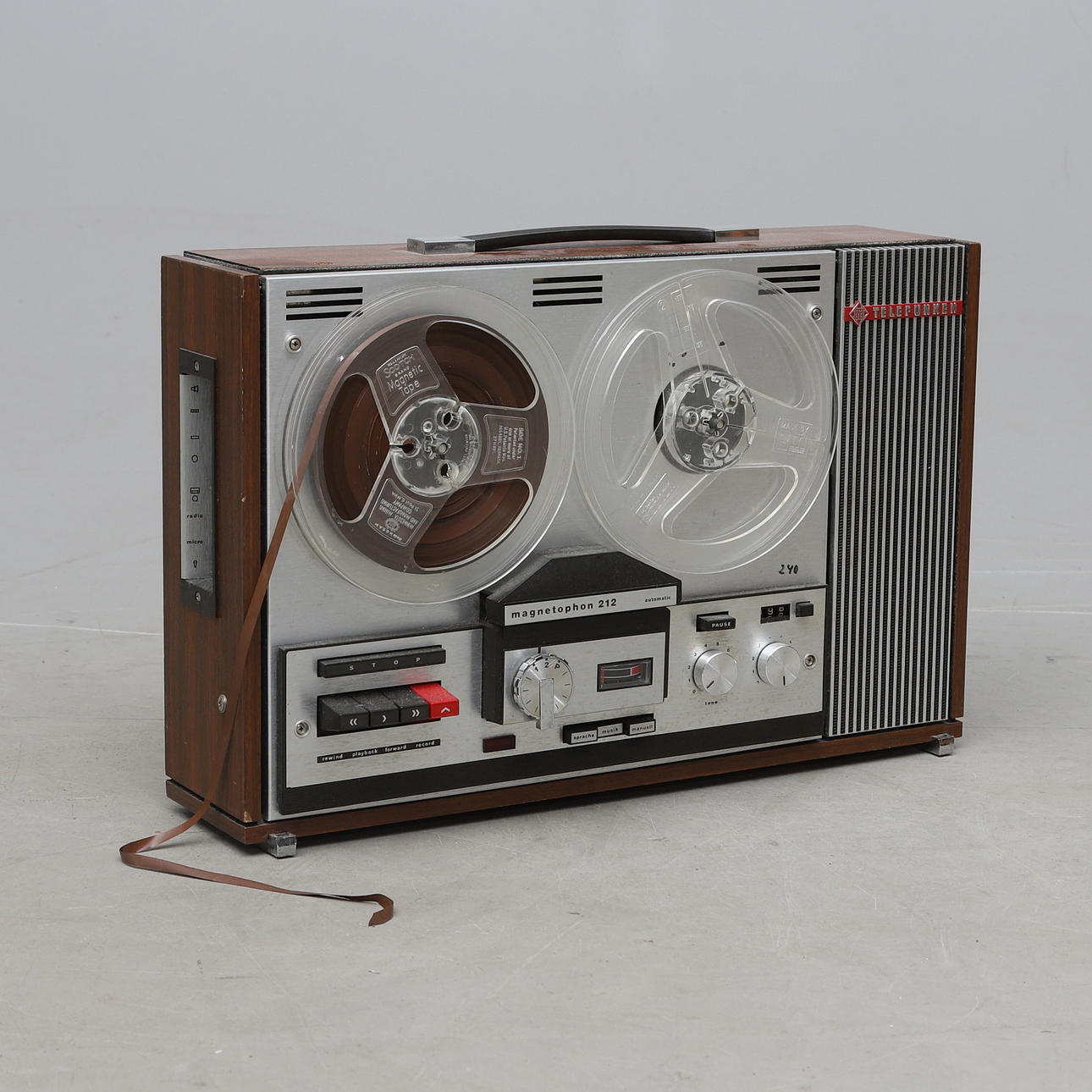 RULLBANDSPELARE, "Magnetophone 212", Telefunken.