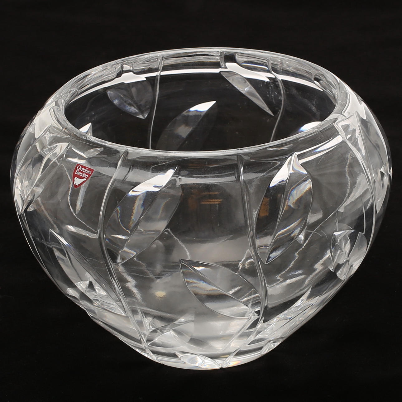 KRISTALLSKÅL, signerad Gunnar Cyrén, Orrefors.