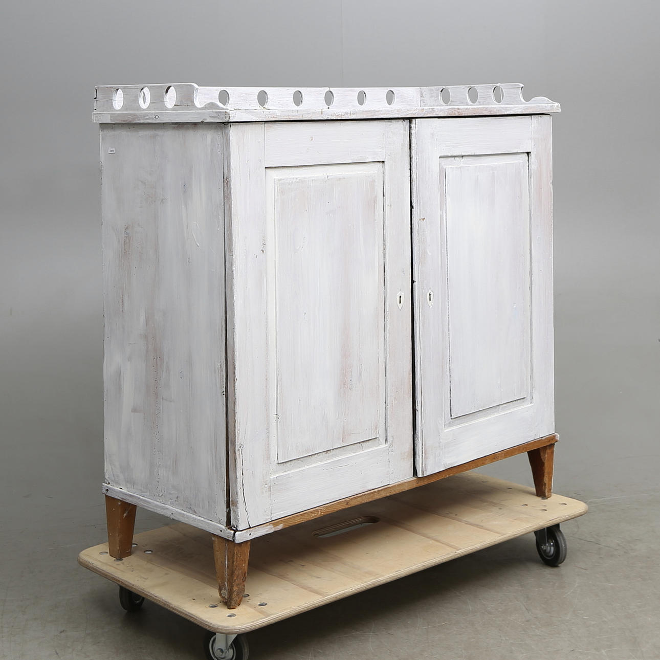 SKÄNK, sengustaviansk, 1800-tal.