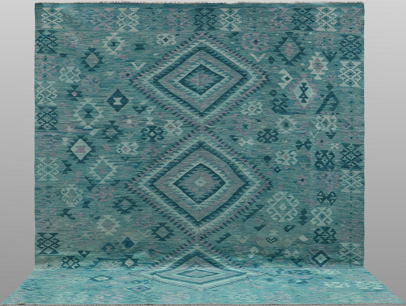 MATTA, "Kelim", 297 x 253 cm.