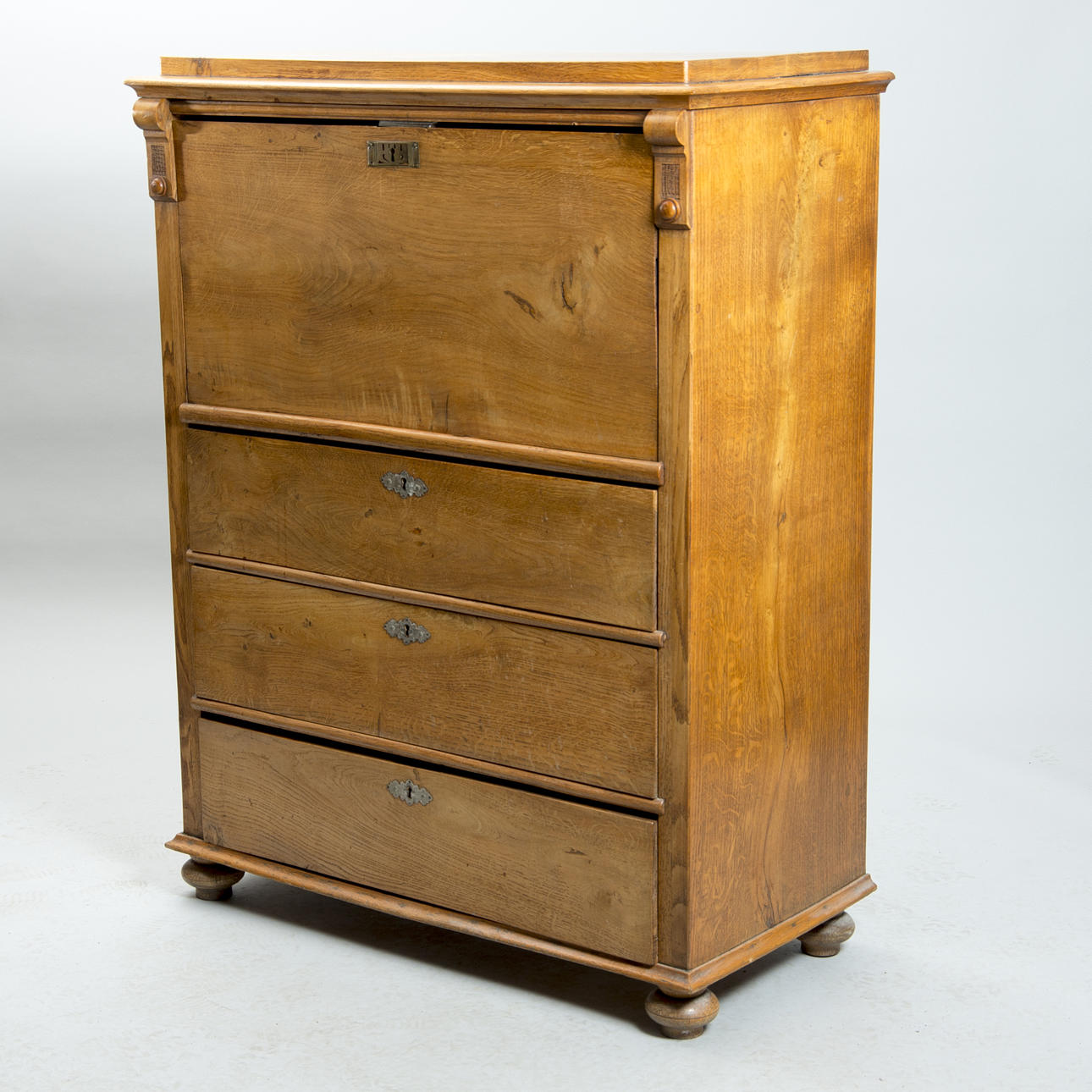 CHIFFONJÉ, ek, tidigt 1900-tal.