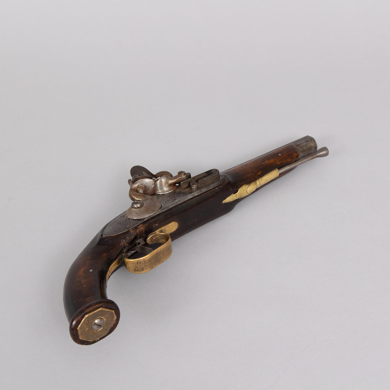 FLINTLÅSPISTOL, England 1700-tal.