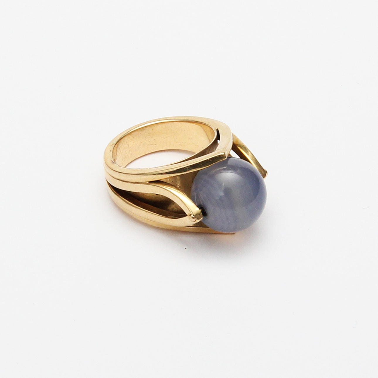 RING, 18 K, guld, med sten.