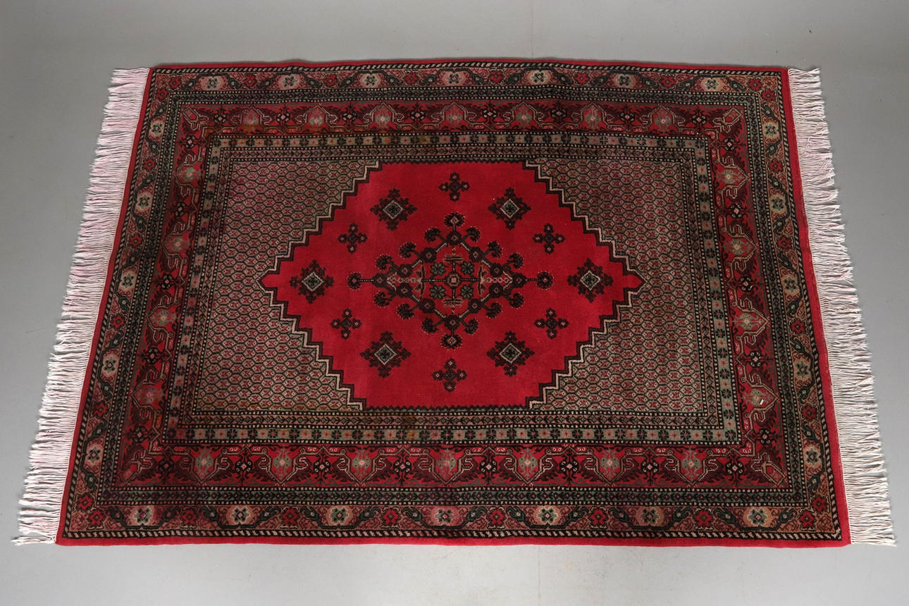 MATTA. Tunisien, ca 170 x 235 cm.
