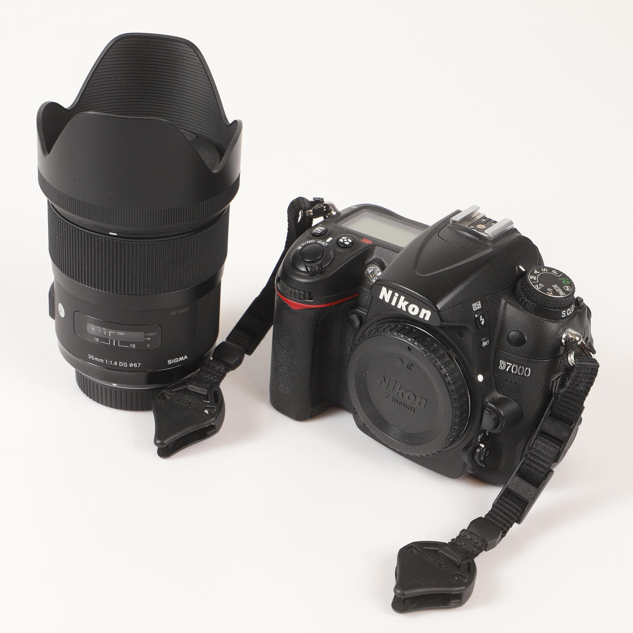 DIGITALKAMERA, Nikon D-7000.