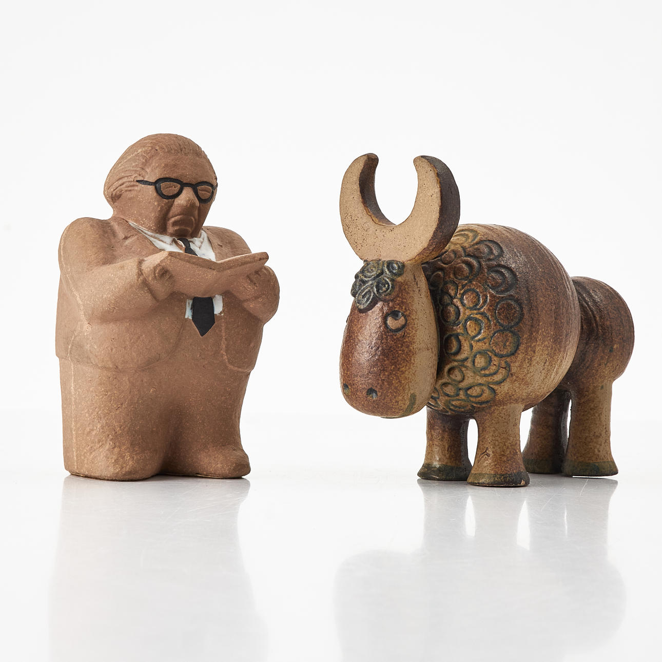 LISA LARSON. Figurine, 