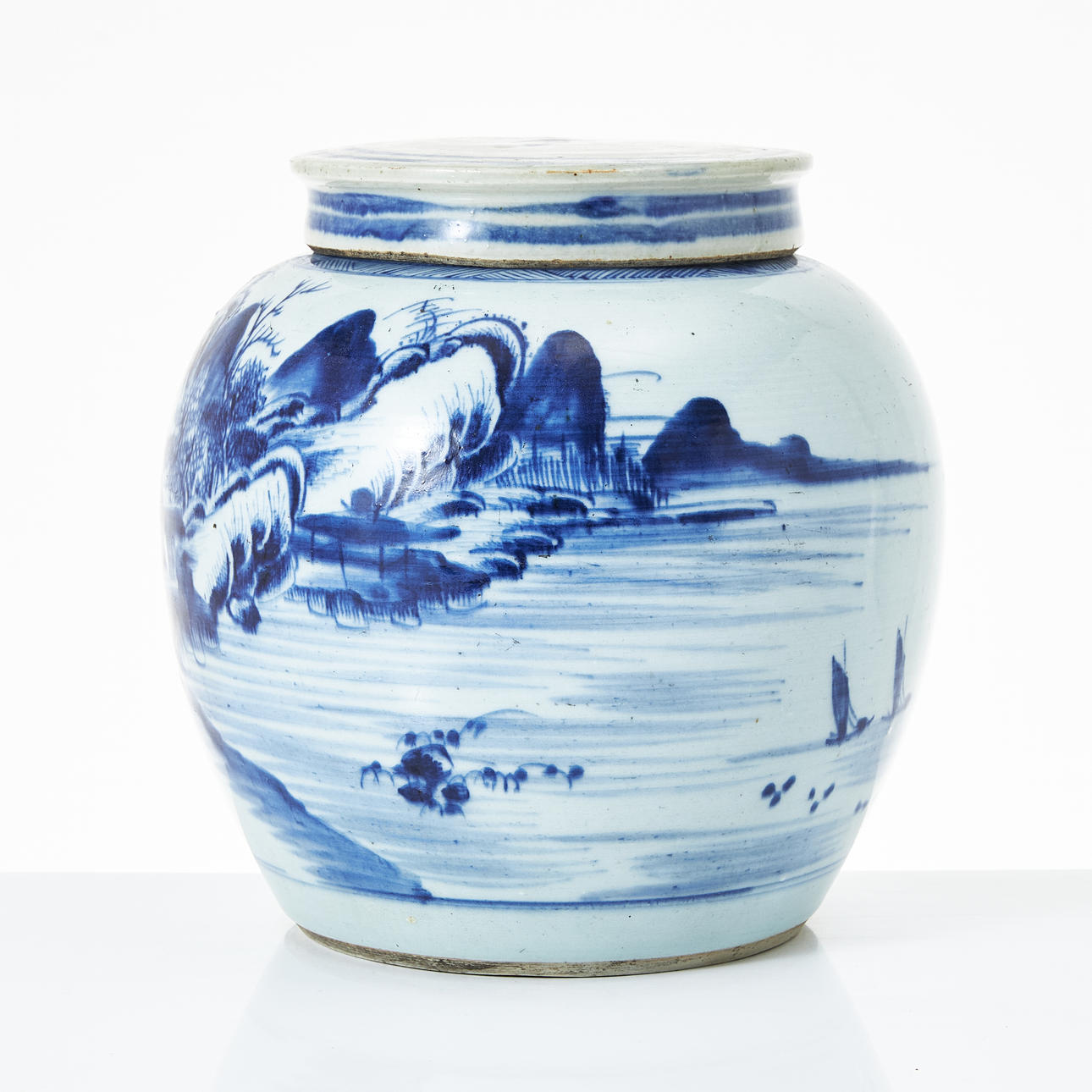 JAR, porcelain, China, Qianlong (1736-1795), ovoid form, decorated with ...