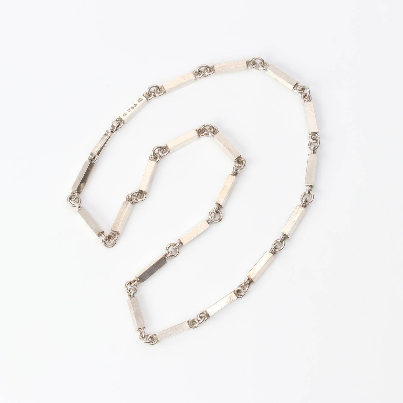 HALSBAND. Silver, Lund 1958.