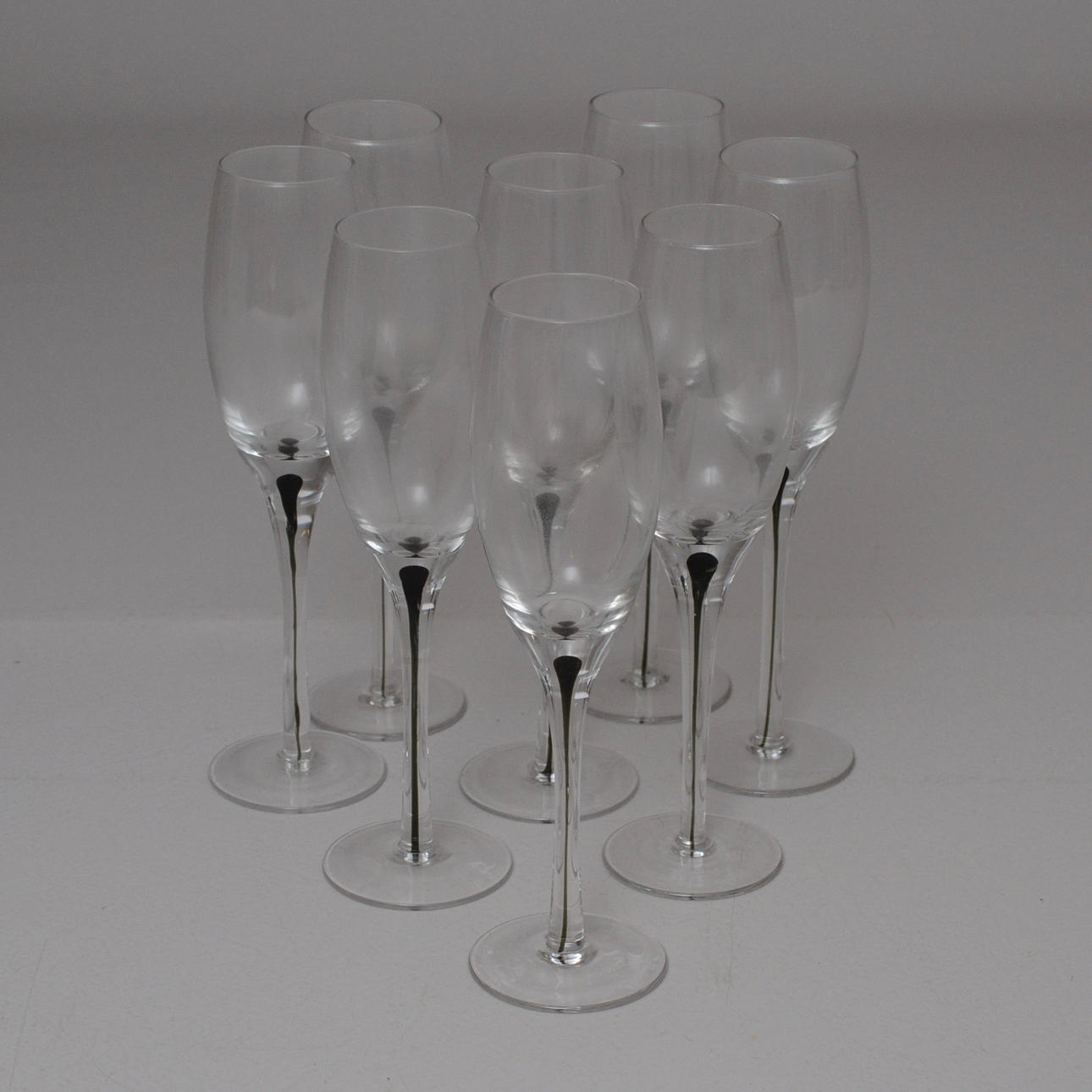 EVA LAGER BIELKE. CHAMPAGNEGLAS, Intermezzo 8 st.