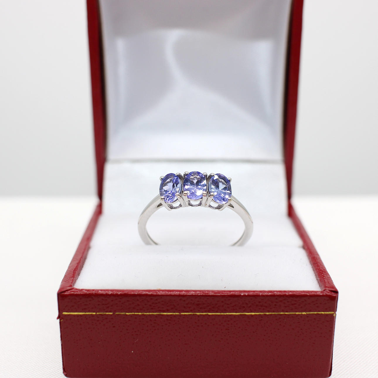 TANZANITE TRILOGY RING.