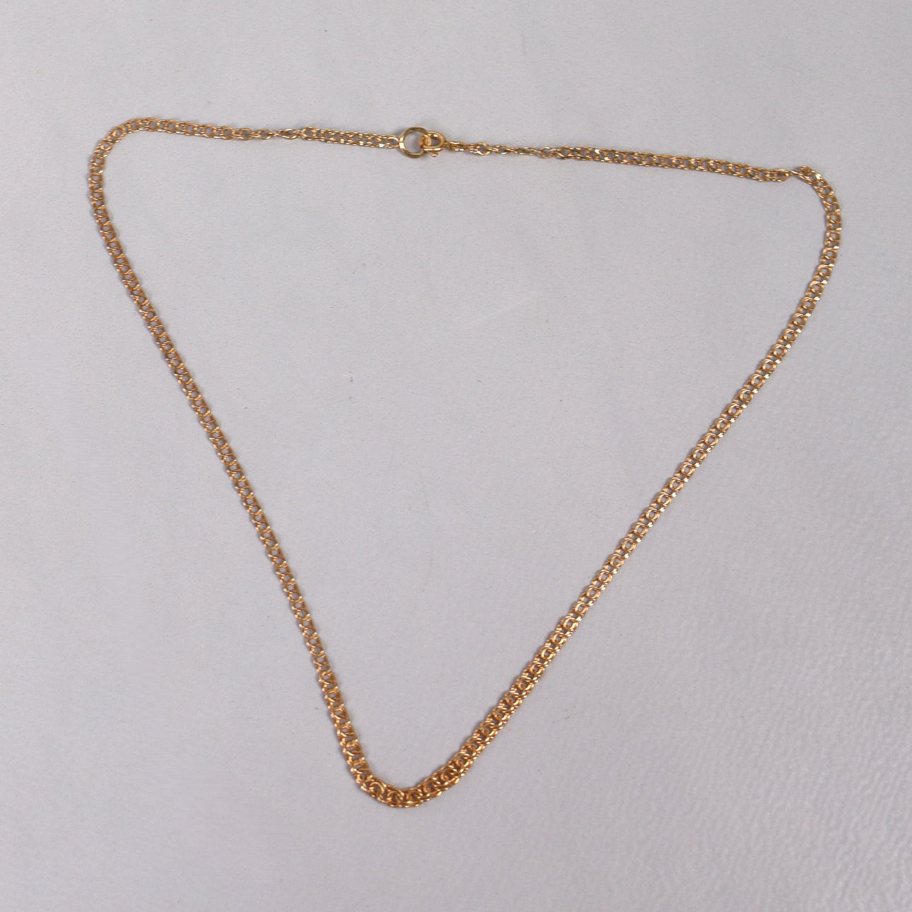 HALSBAND, doserad Bismarck, 18k guld.