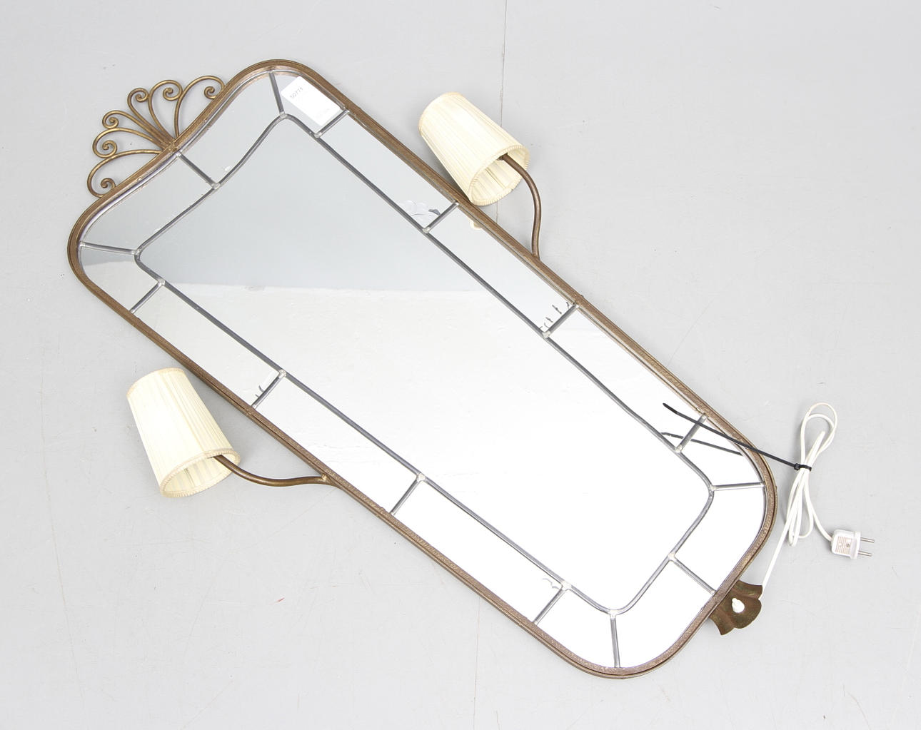 SPEGEL, smide, 1900-tal.