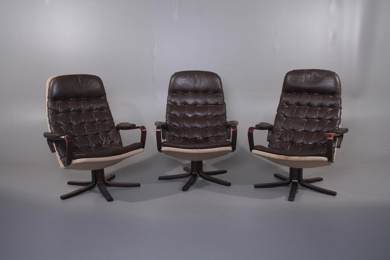 FÅTÖLJER, 3st, Dux, 1900-talets mitt.