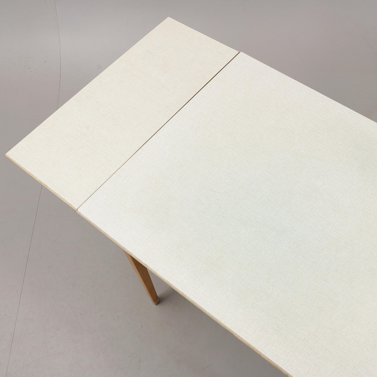 TABLE with Perstorp top, 1960s. Furniture - Tables - Auctionet