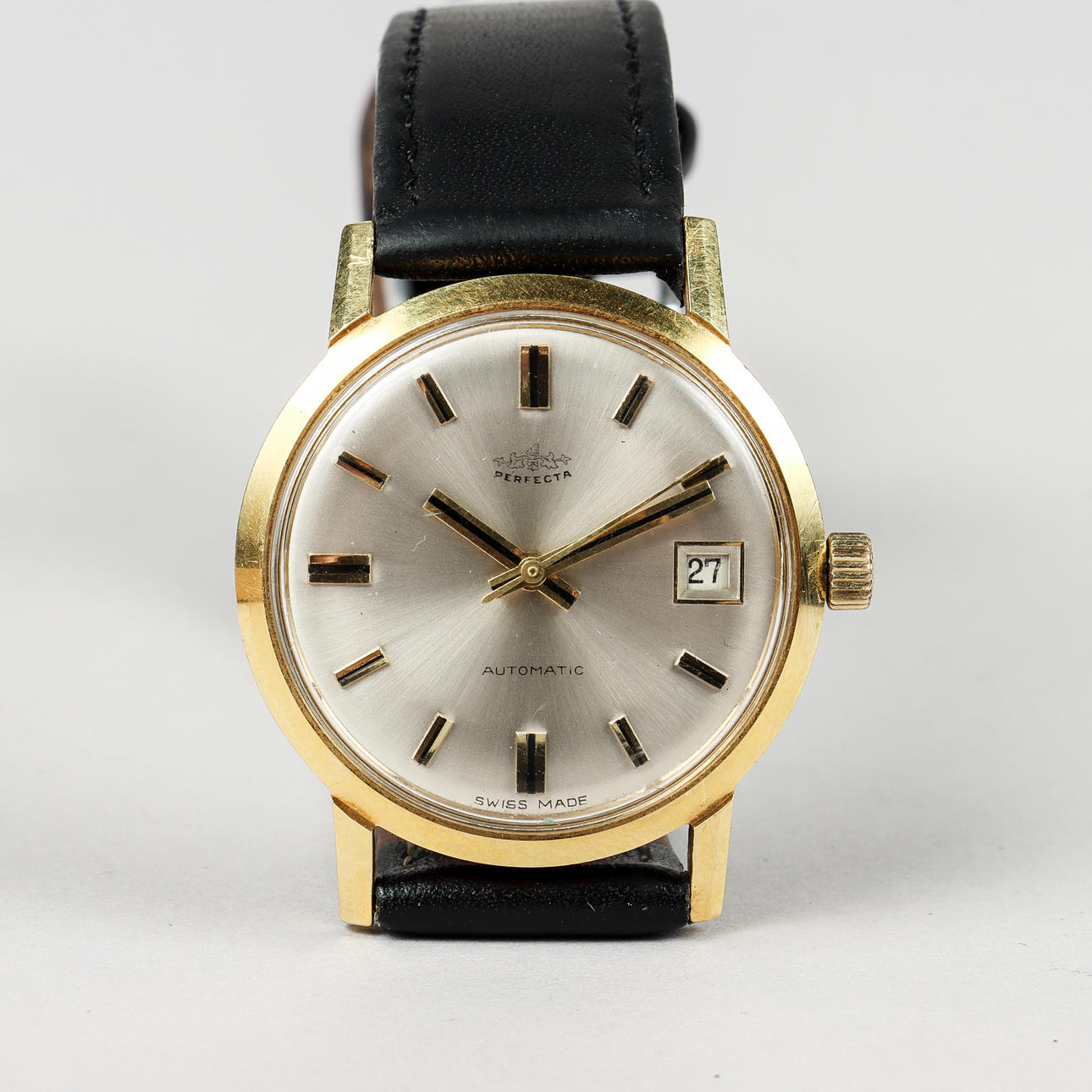 PERFECTA Automatic, boett i 18k guld.