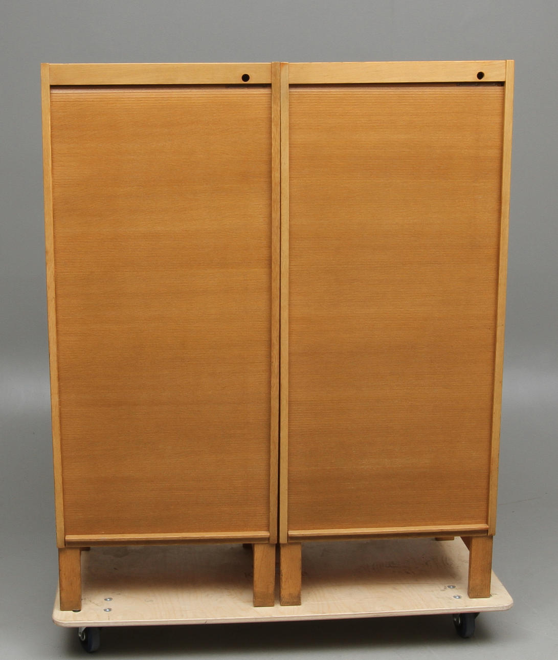 DOKUMENTSKÅP med jalusi, 2 st, 1900-tal.