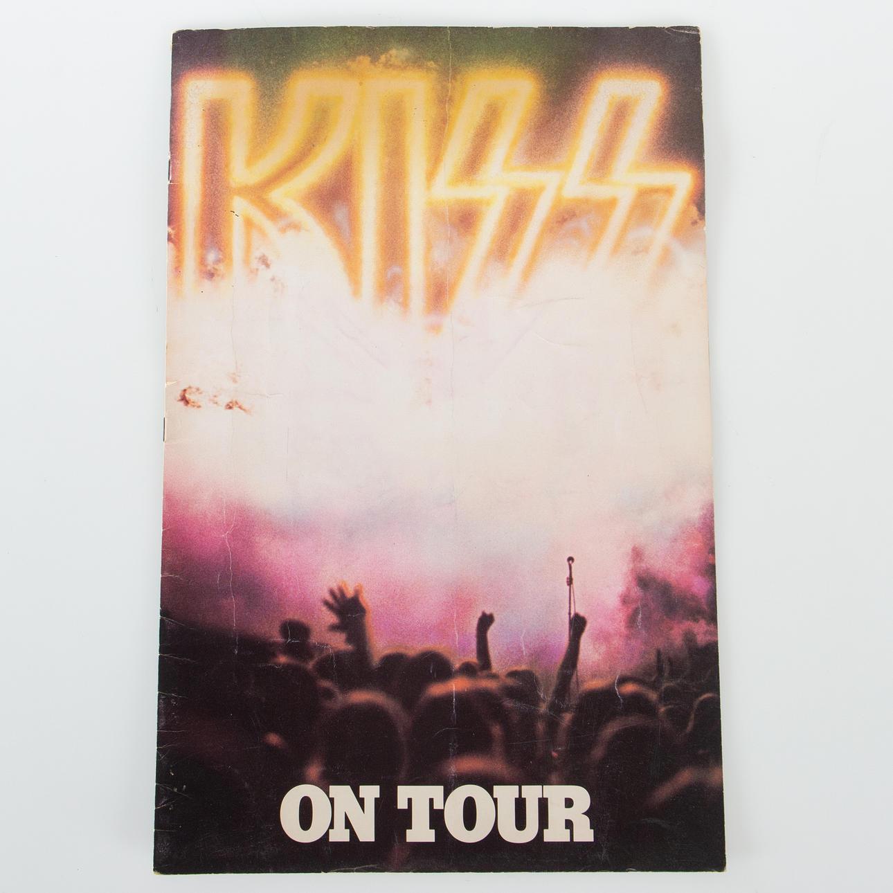 KISS ON TOUR 1976, FOTO/TURNÉPROGRAM.