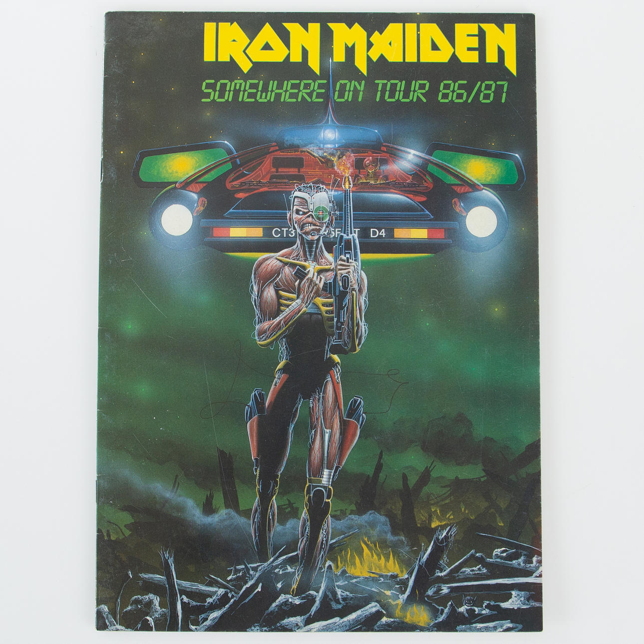 IRON MAIDEN FOTO/TURNÉPROGRAM, SOMEWHERE ON TOUR 86/87.