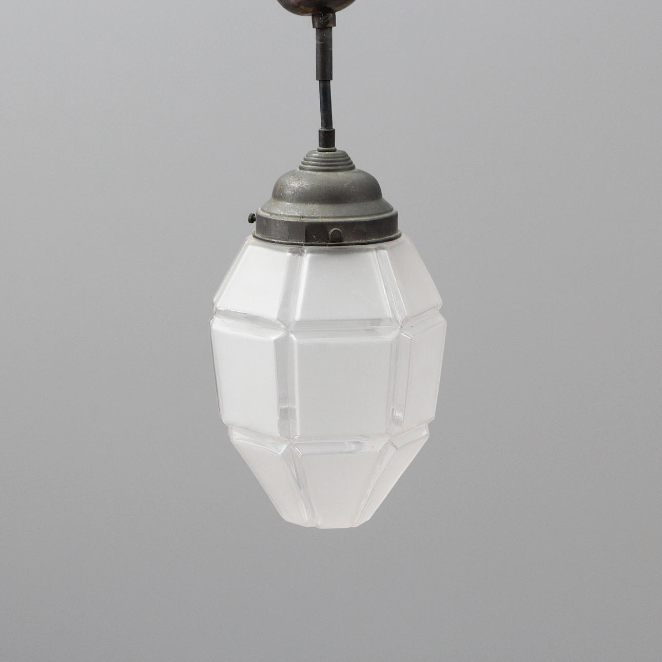 HALLAMPA, glas/metall.