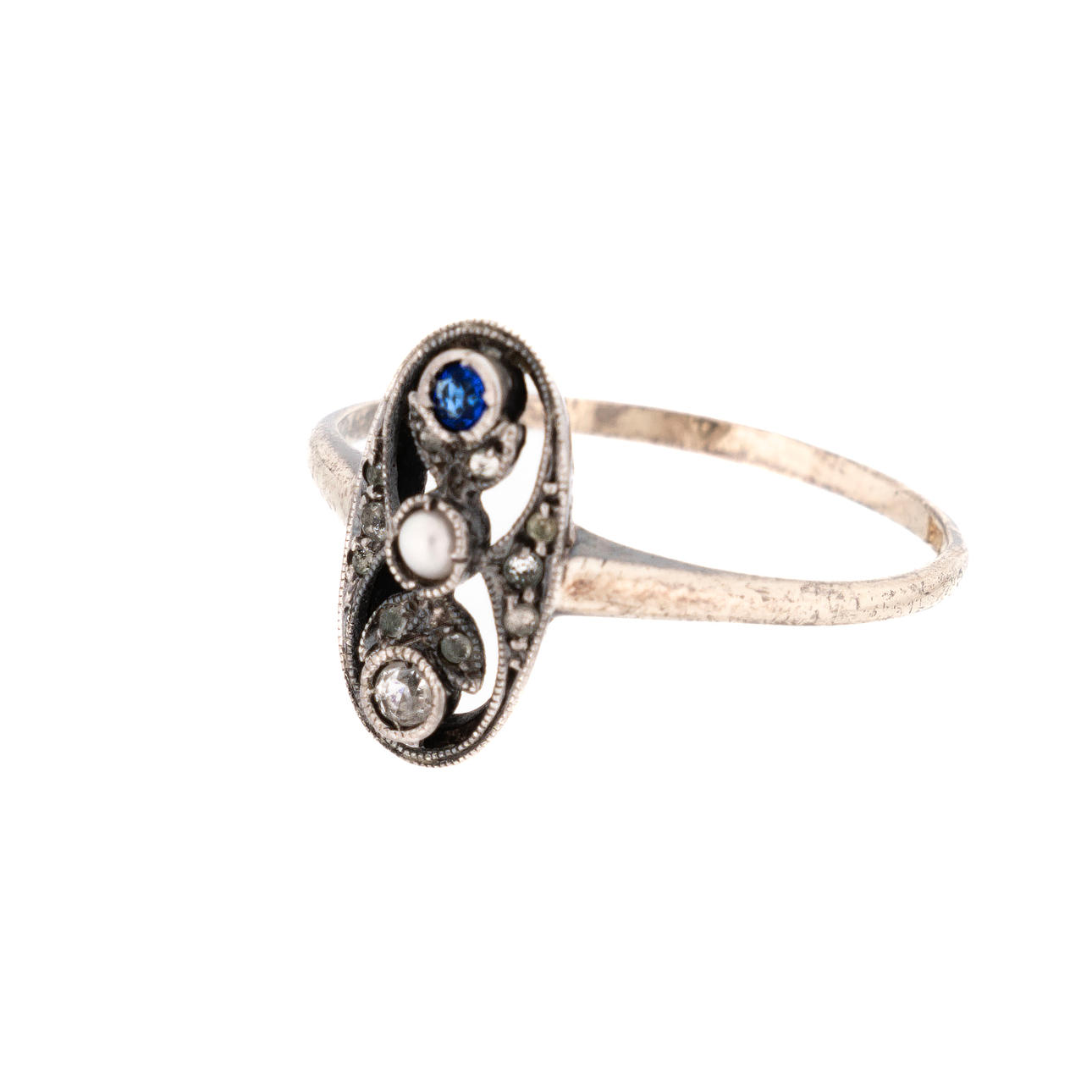 RING. 18K Guld 1920-tal.