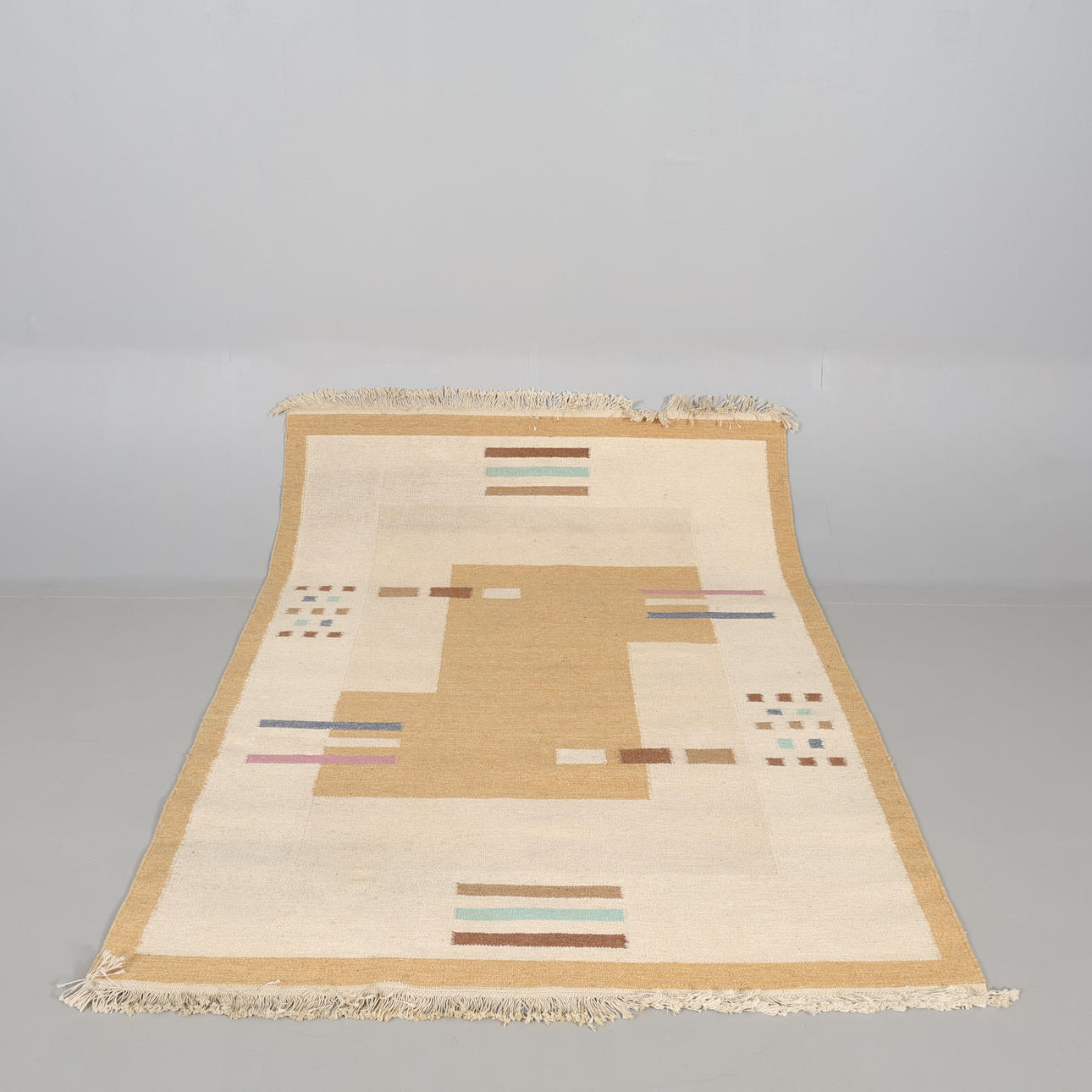MATTA röllakan, 240x170 cm.