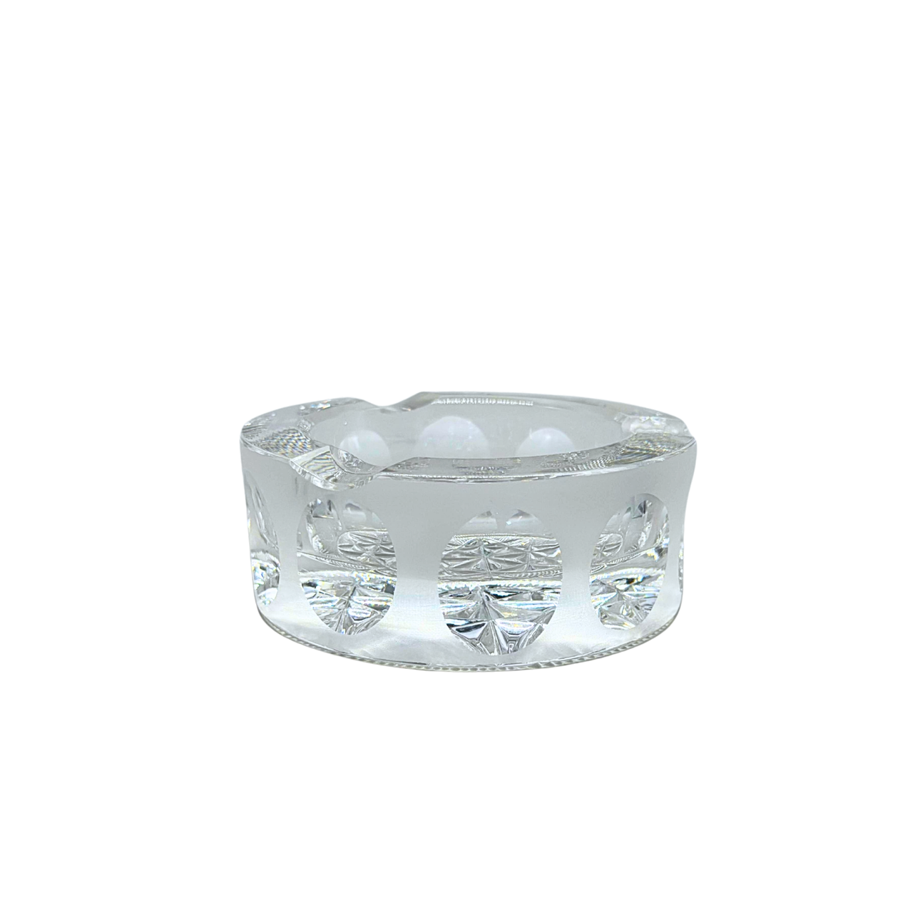 LEAD CRYSTAL ASHTRAY.