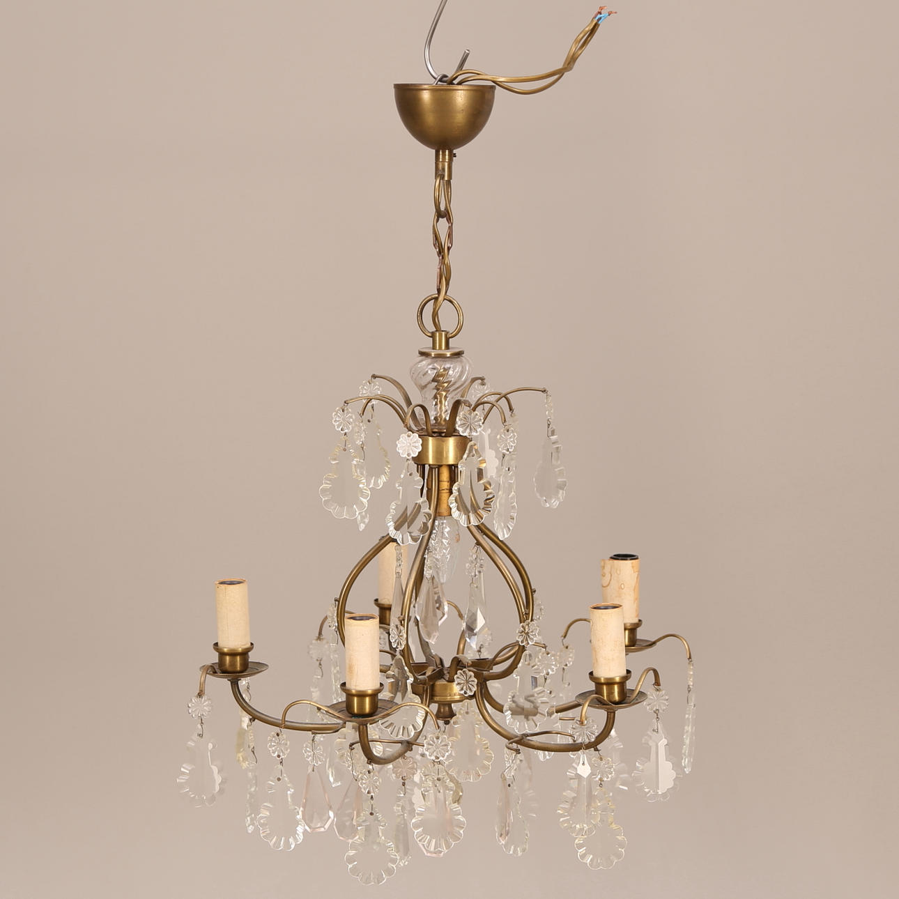 TAKARMATUR, mässing / prismor, femarmad, komplett, 1900-tal.