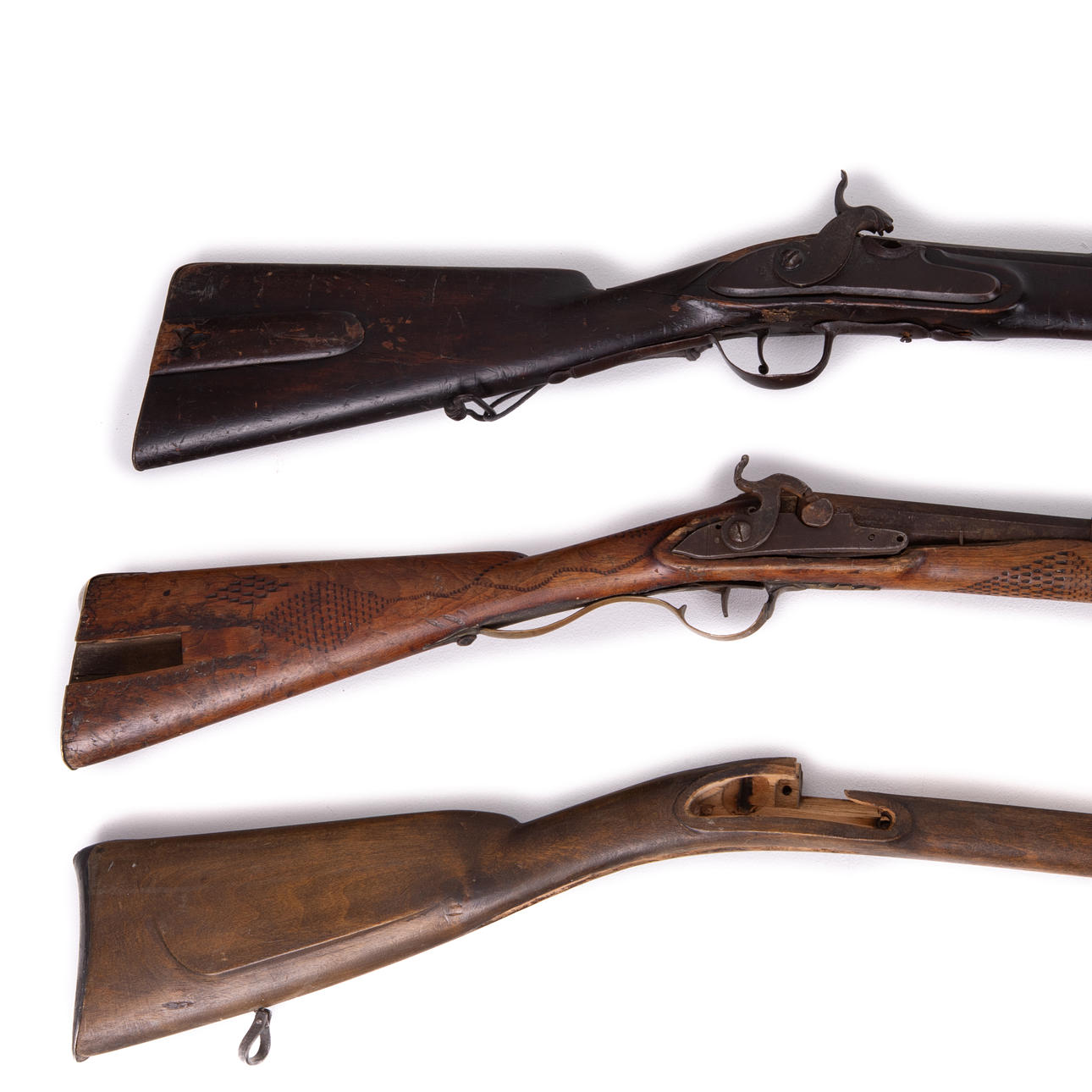 LOT, 2 muzzle loaders and stock, Sweden, 19th century. Weapons ...