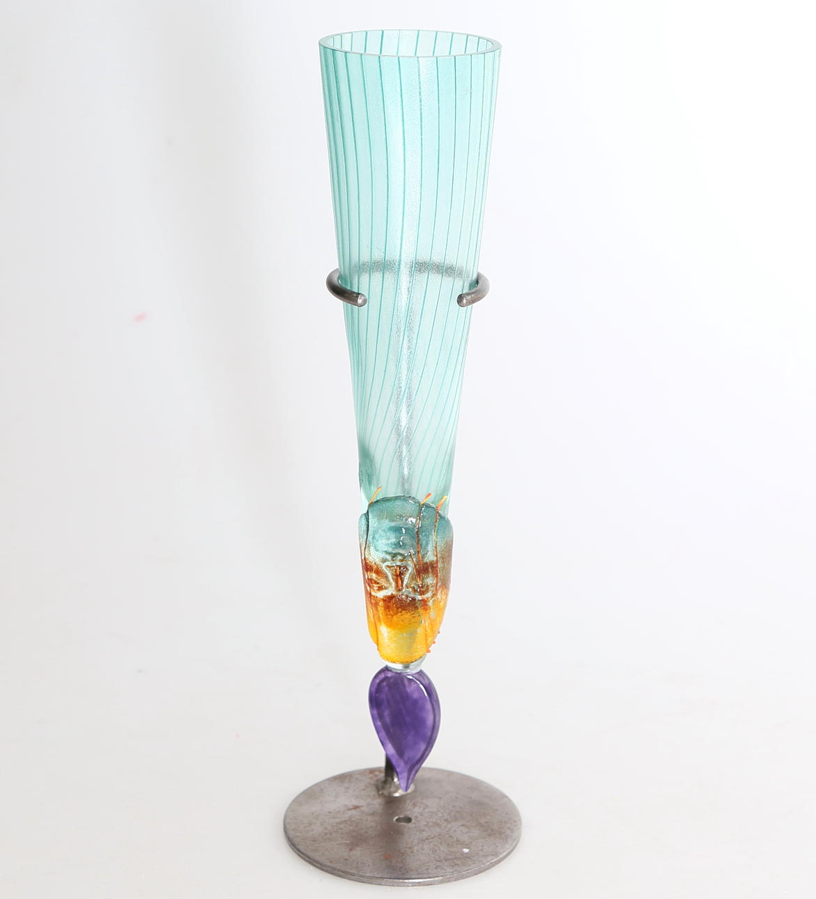 VAS, glas, Kjell Engman, signerad och daterad 1991.