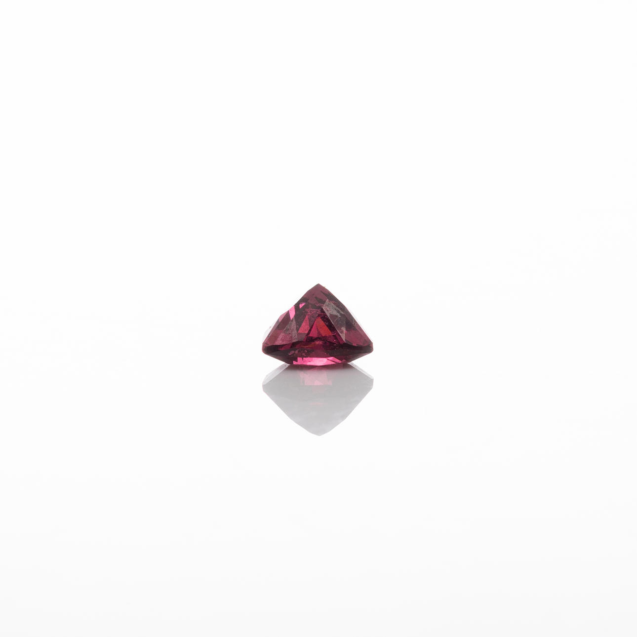 GARNET, 1.10 ct.