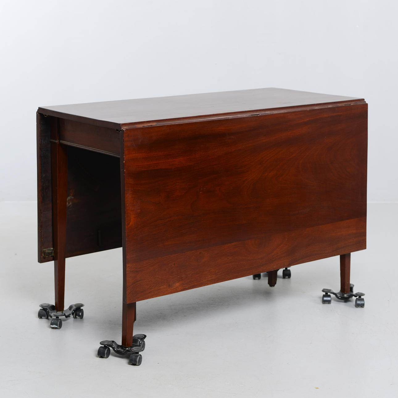 SLAGBORD, mahogny, 1900-tal.
