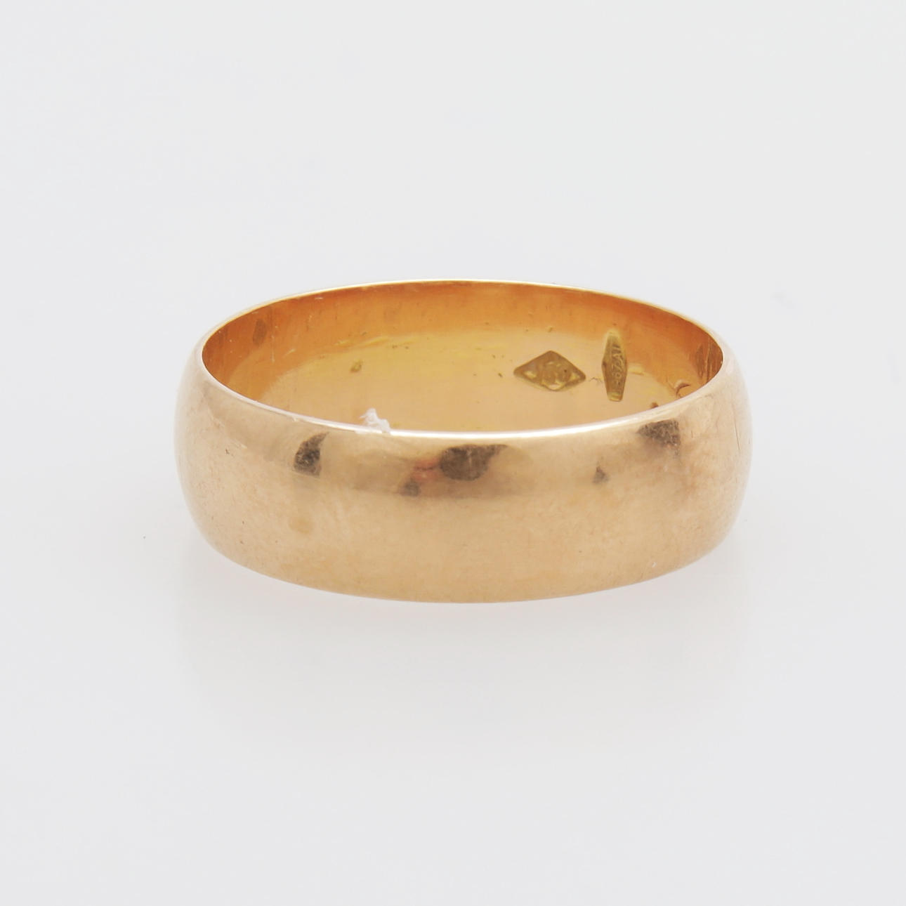 RING, guld 18K, vikt 4,23 gram.
