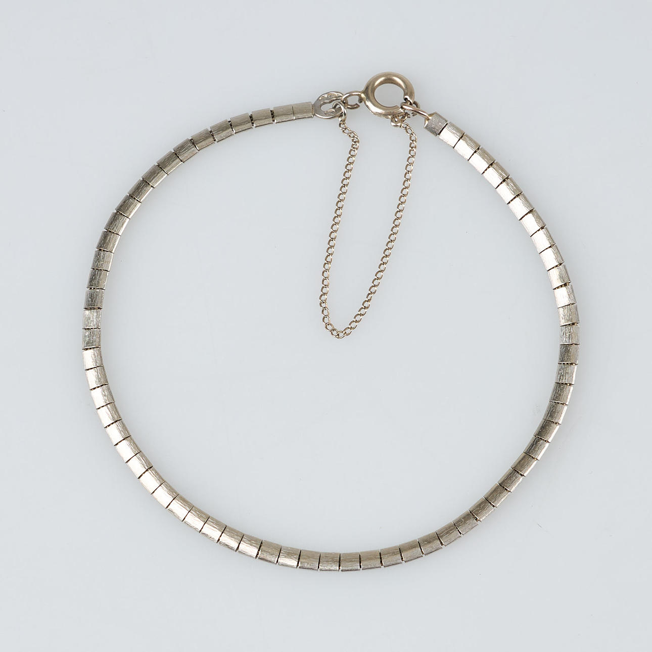 BRACELET, 14K white gold, Kellomiehet Oy 1976.
