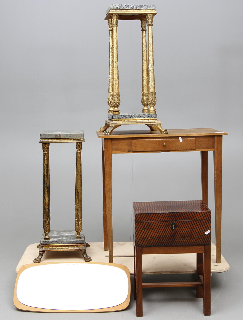 MÖBELPARTI, 5 delar, 1800 och 1900-tal.