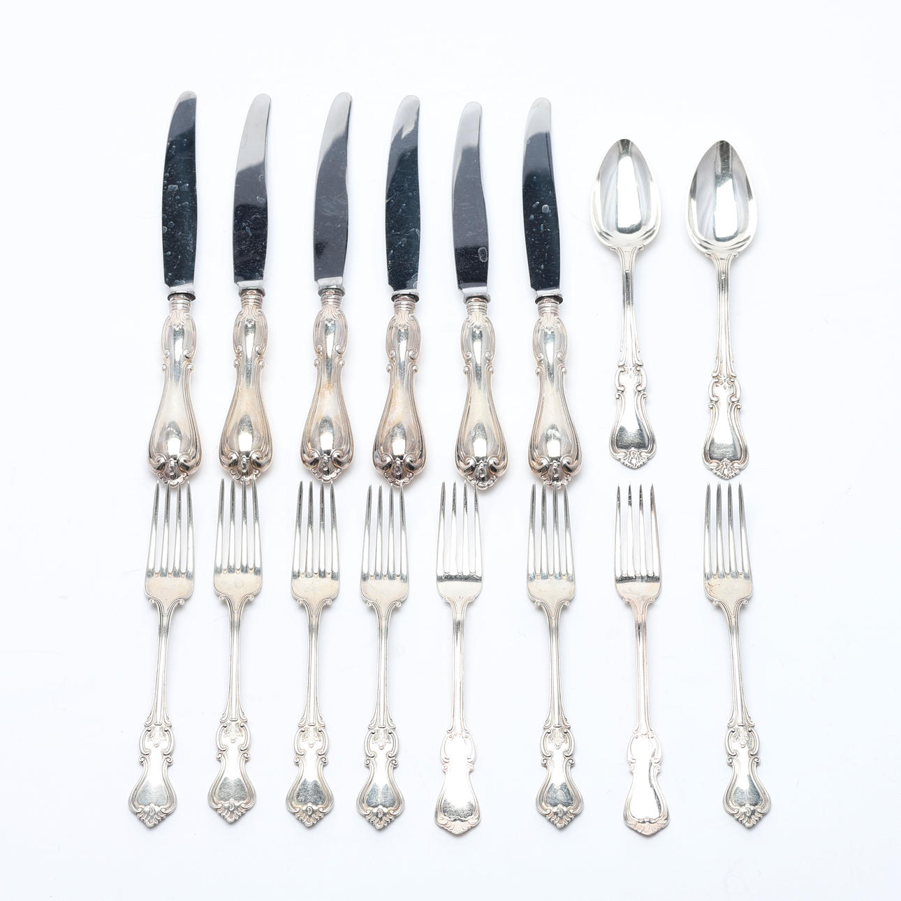 STARTER CUTLERY. Silver, 16 pieces.