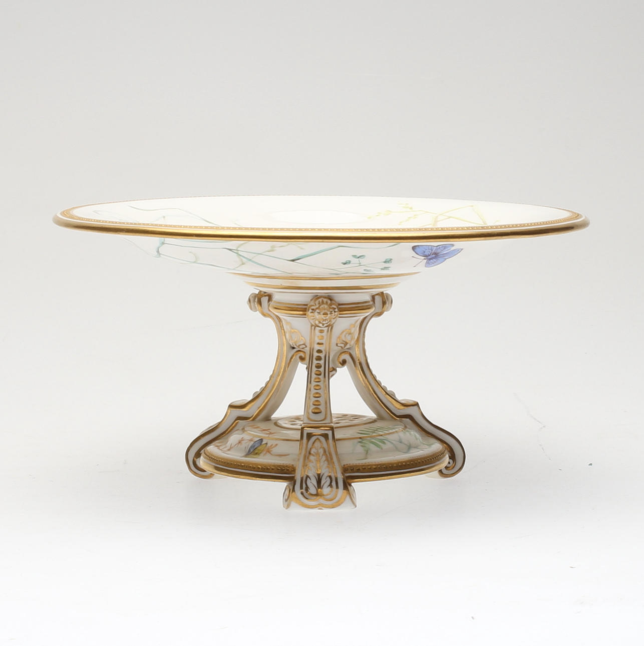 SKÅL PÅ FOT, porslin, 1900-tal.