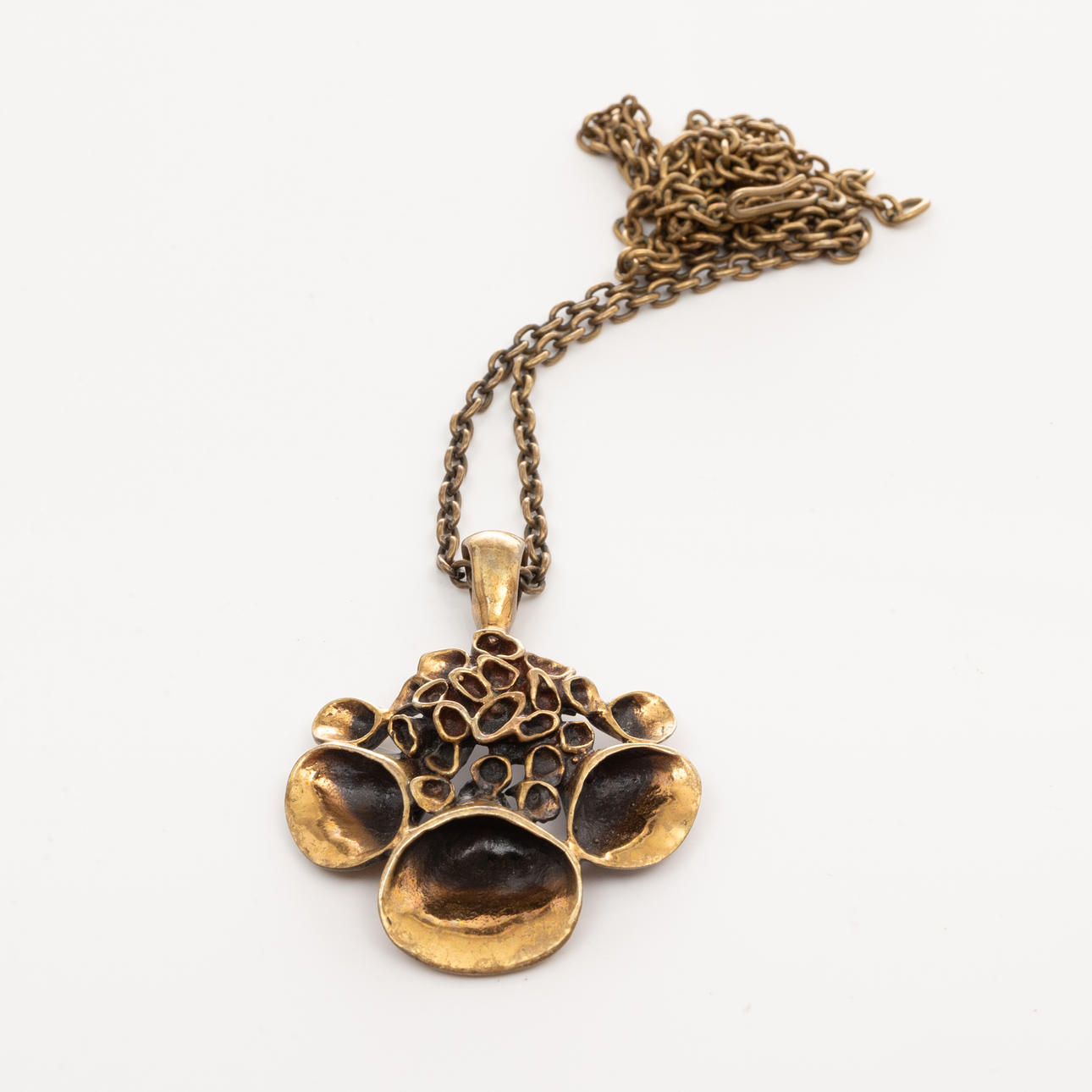 KANNU IKONEN. Collier, Brons, Finland.