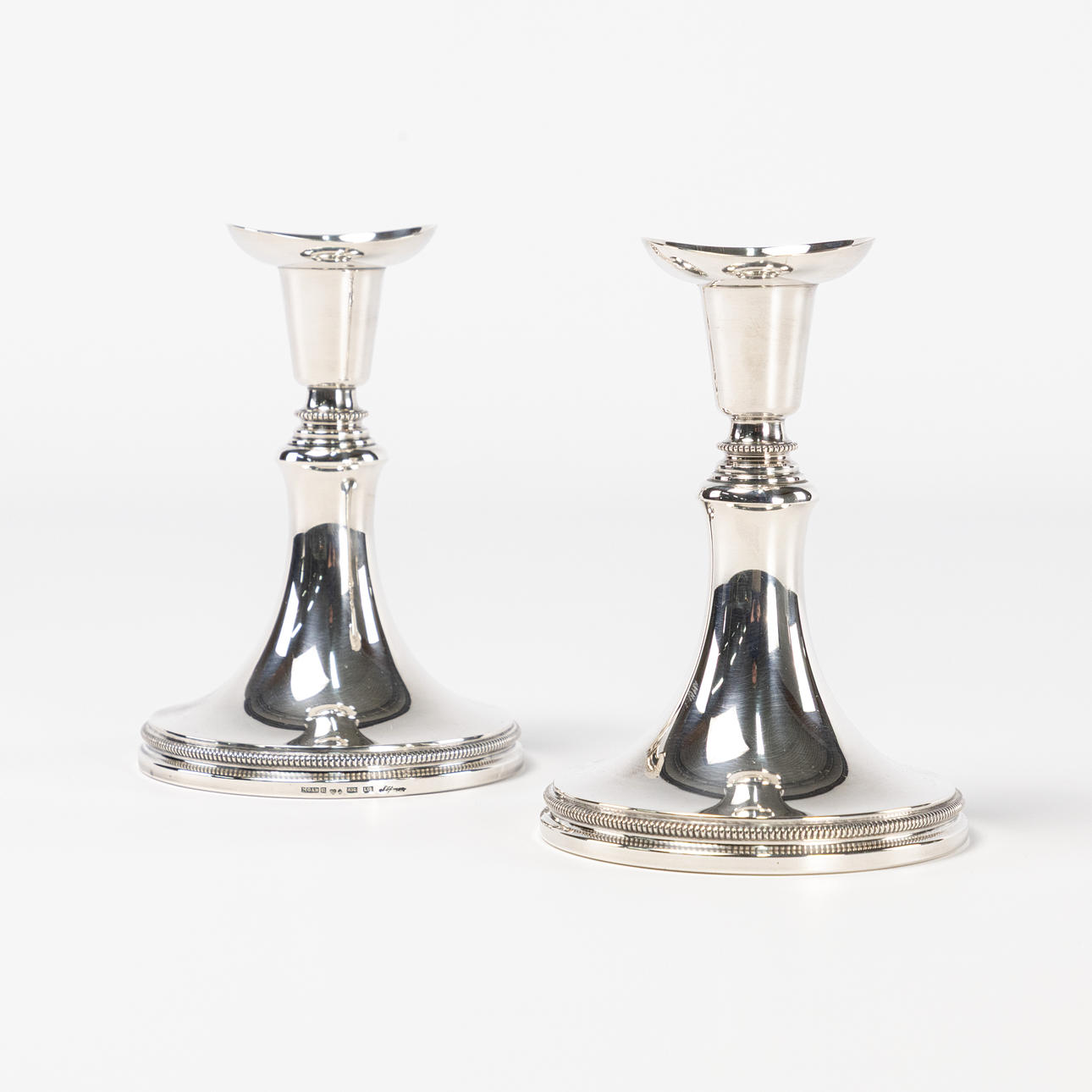 ERIC LÖFMAN. Ljusstakar, ett par, silver.