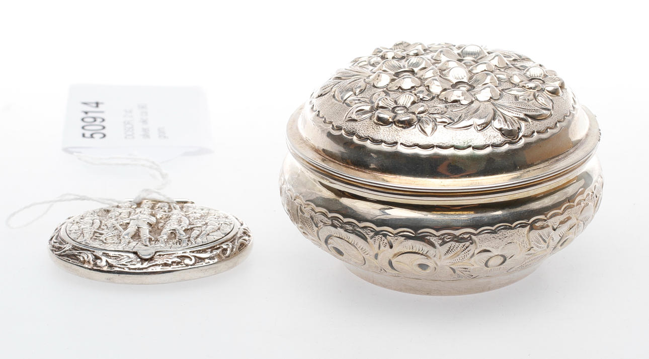 DOSOR, 2 st, silver, vikt ca 90 gram.