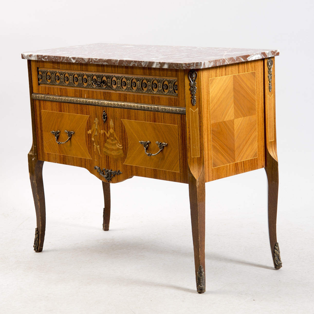 BYRÅ, 2-lådig, mahogny med intarsia och bronser, gustaviansk stil.