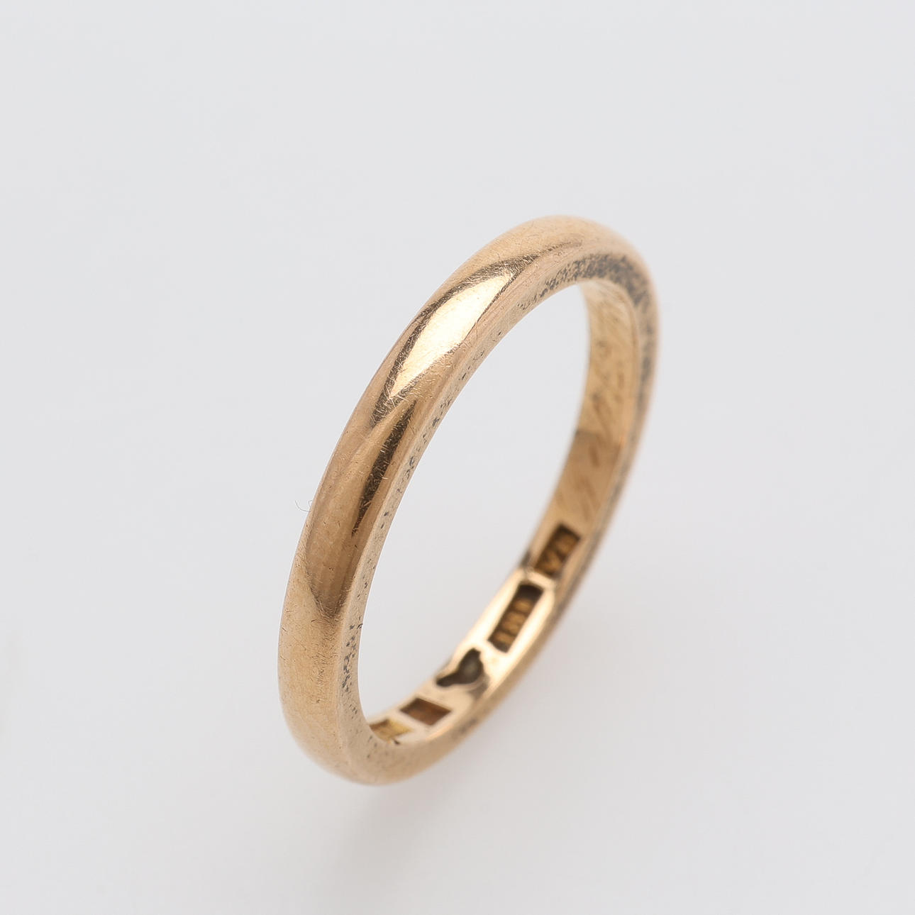 RING, 18K GULD, VIKT CA 4 GRAM.