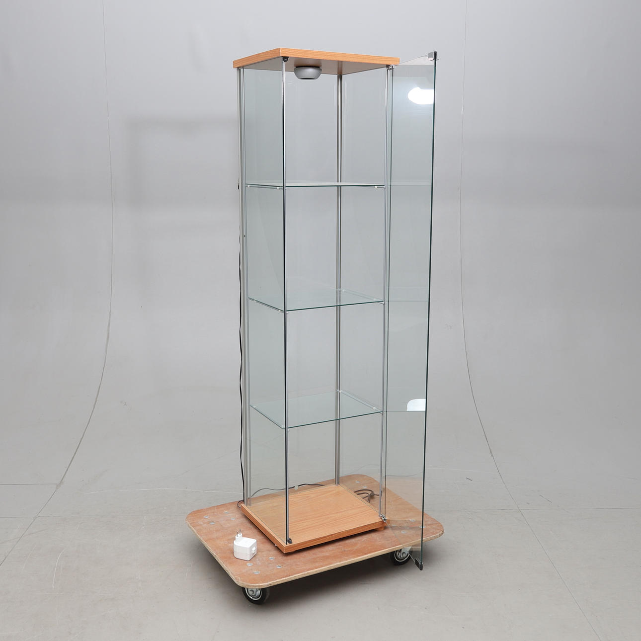 MONTER/VITRINESKAB, "Detolf", Ikea, 1900/2000-tallet.
