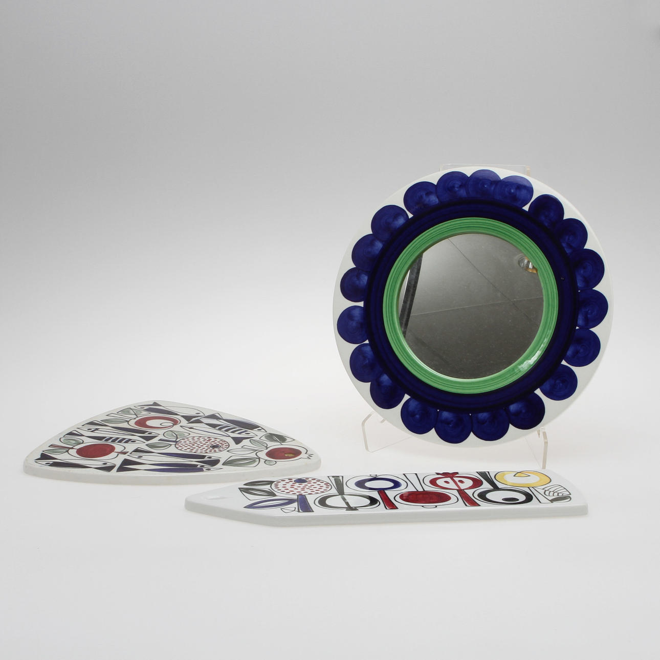 FAT, 2 st samt SPEGEL, keramik, "Pomona" samt "Piggelin", Rörstrand.